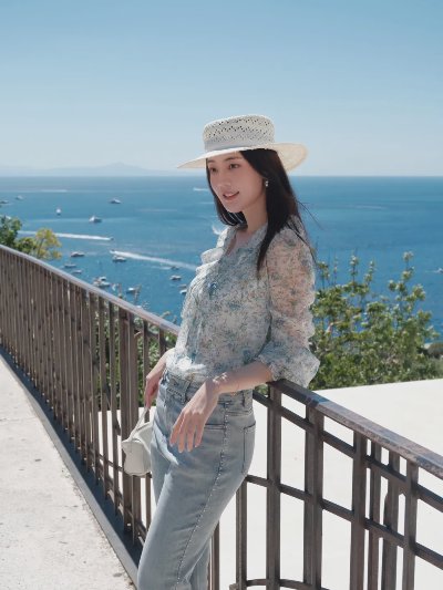 旅游穿牛仔裤拍照，9个动作姿势，漂亮气质又精致，清新松弛又好看显身材 - 图片 5