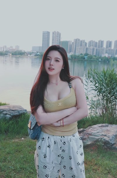 肉肉女生拍照，9个动作，拍照大方自信、漂亮气质身材好 - 图片 5