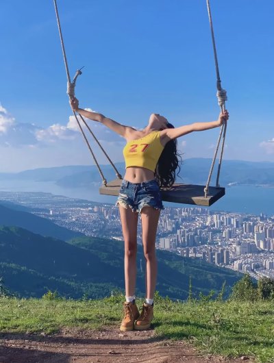 9个荡秋千拍照姿势，冲出屏幕的自由感，把生命力焊在身上！ - 图片 2