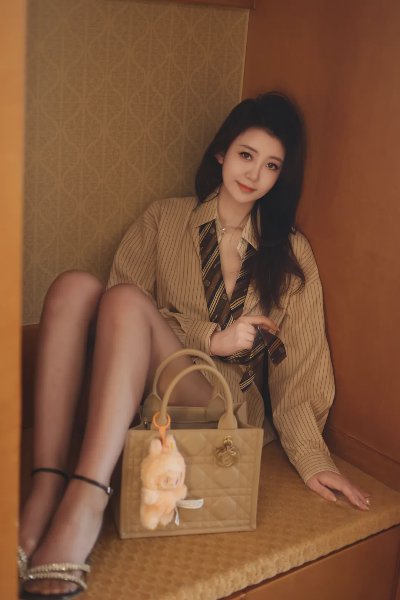 颜值小姐姐 | 韵味十足 - 图片 1