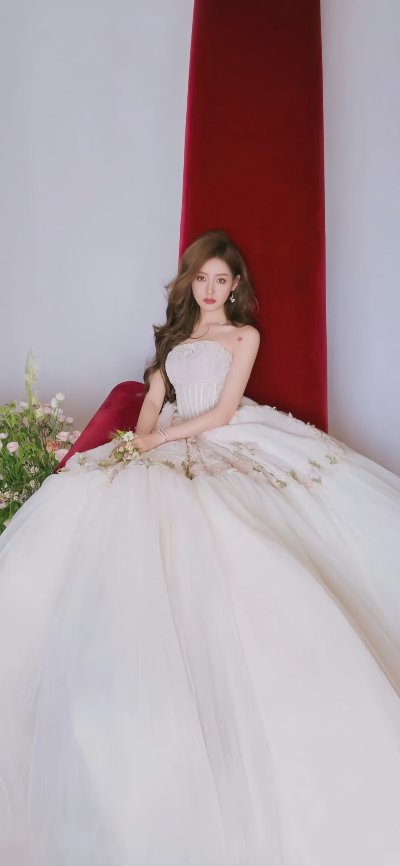 🦋张天爱｜穿婚纱的爱姐美绝了！ - 图片 1