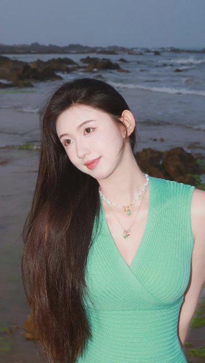 海边拍照，几个动作，自然温柔又出片，拍出好看氛围感 - 图片 1