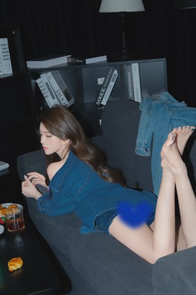 御姐纯欲牛仔美腿玉足写真 - 图片 4