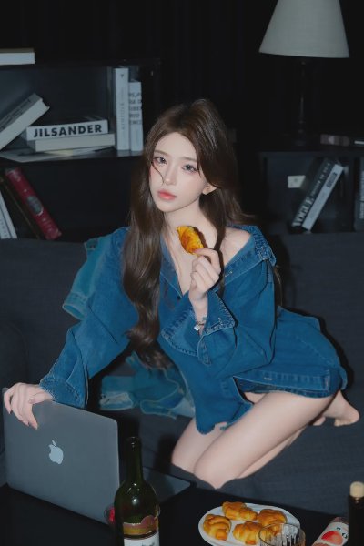 御姐纯欲牛仔美腿玉足写真 - 图片 1