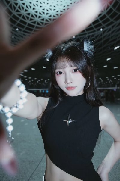 地铁站仰拍封神指南！7个拍照动作，秒变二次元长腿辣妹 - 图片 5
