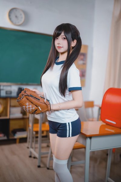 放课后双马尾白丝美腿写真 - 图片 4
