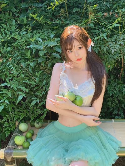 显身材的万能拍照姿势，这些动作姿势，漂亮气质又清新，浪漫甜美又好看 - 图片 1