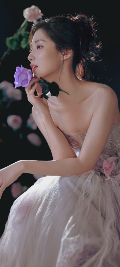 卢昱晓 她说，寻找蝴蝶。 - 图片 1