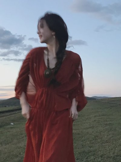 被问爆的草原红裙照！摄影师私藏的拍摄技巧大公开 - 图片 1