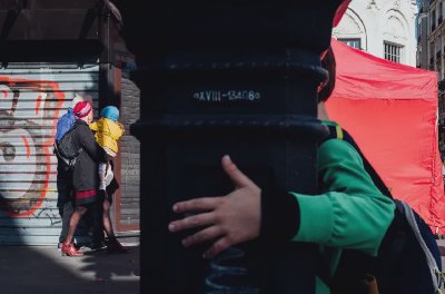 有趣的街拍 需要敏锐的观察力和抓拍能力 - 图片 5