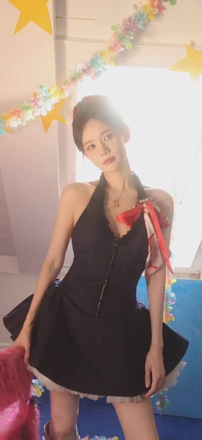 李一桐写真壁纸 - 图片 1
