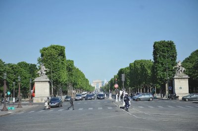 【法国·巴黎】香榭丽舍大街｜一条街逛遍了巴黎精华 - 图片 5