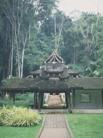 清迈最喜欢的寺庙，藏在素贴山里 - 图片 4