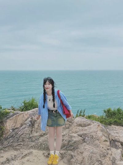 来学！8个海边 i人万能拍照姿势，拍照真的好出片！！！ - 图片 4