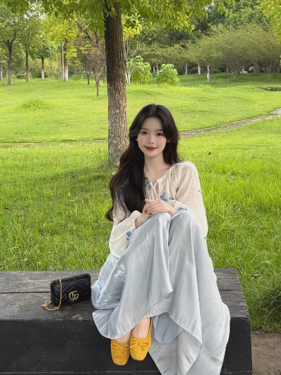 今年秋天就穿“外套+长裙”呀，温柔气质又淑女，妥妥的秋日女神范！ - 图片 1