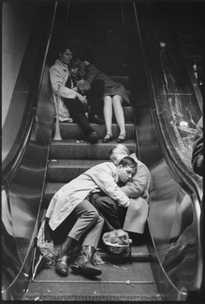 他将时尚带回自然场景，创造了与众不同的时尚摄影方式，摄影师Ferdinando Scianna - 图片 2
