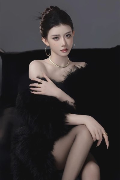 御姐蕾丝吊带黑丝美腿写真 - 图片 2