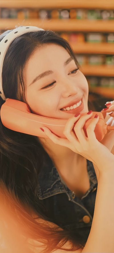 明星壁纸┊气质美女王楚然 - 图片 1